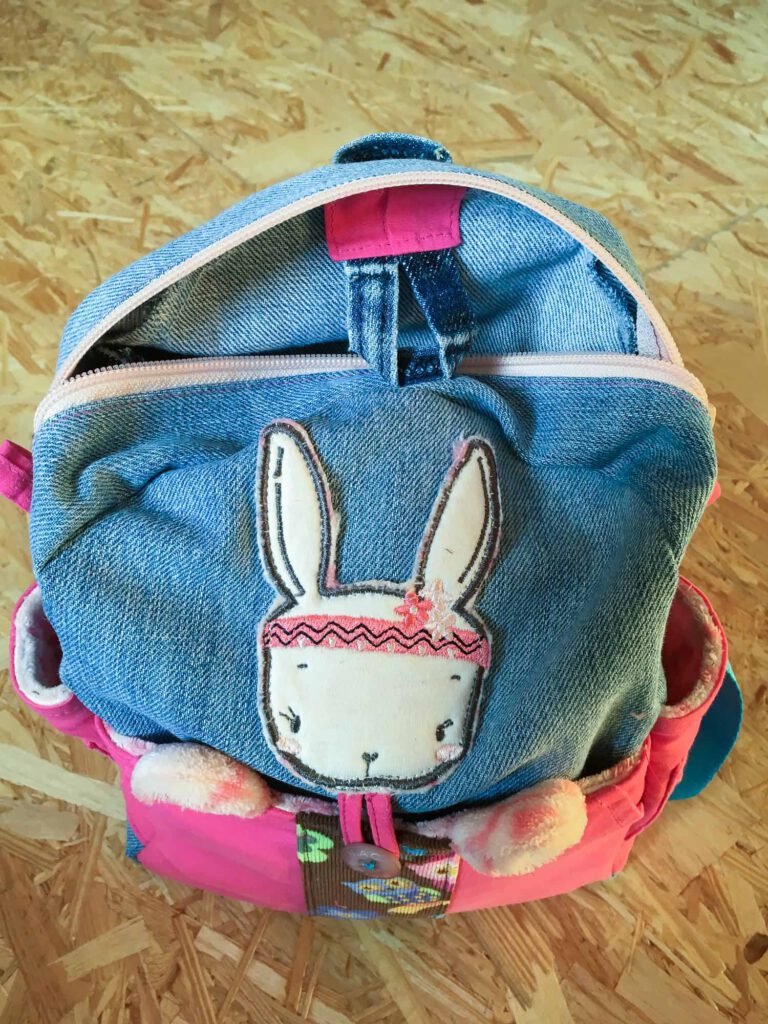 Kinder-Rucksack aus alten Kleidungsstücken