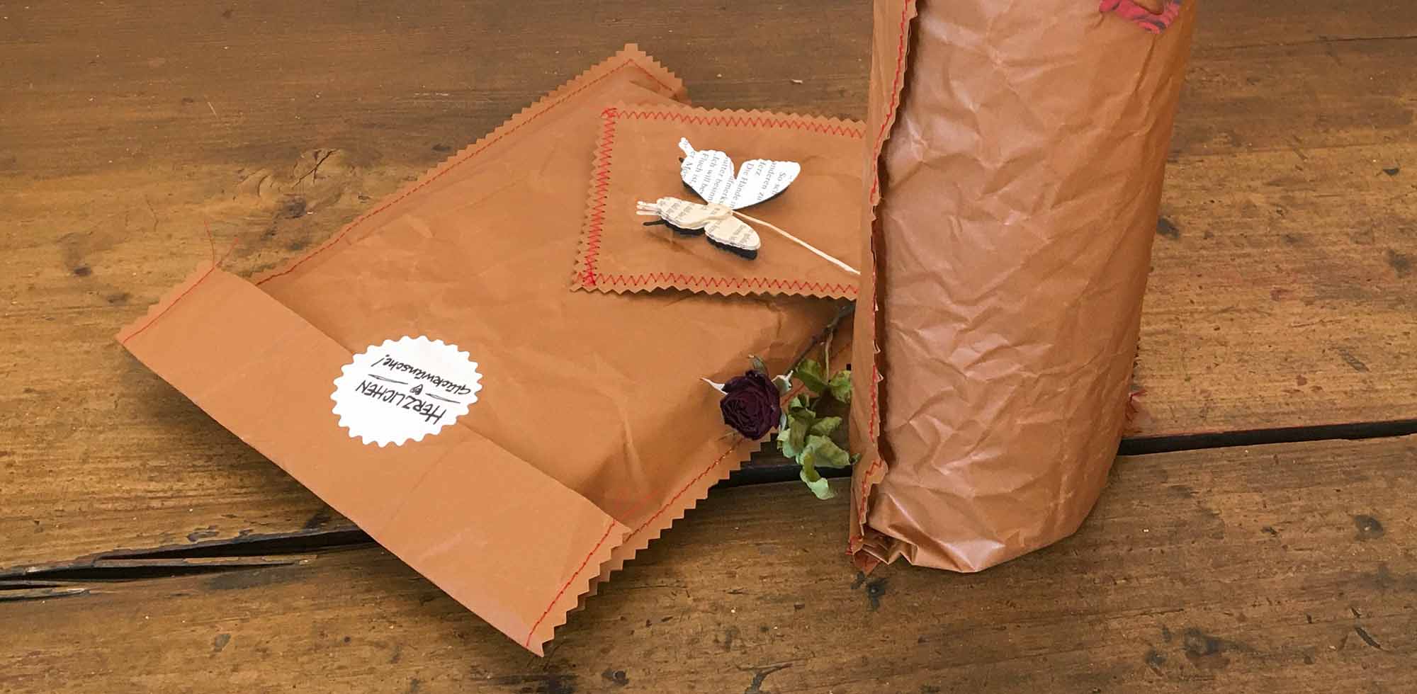 Fertige Geschenkverpackung aus Verpackungspapier