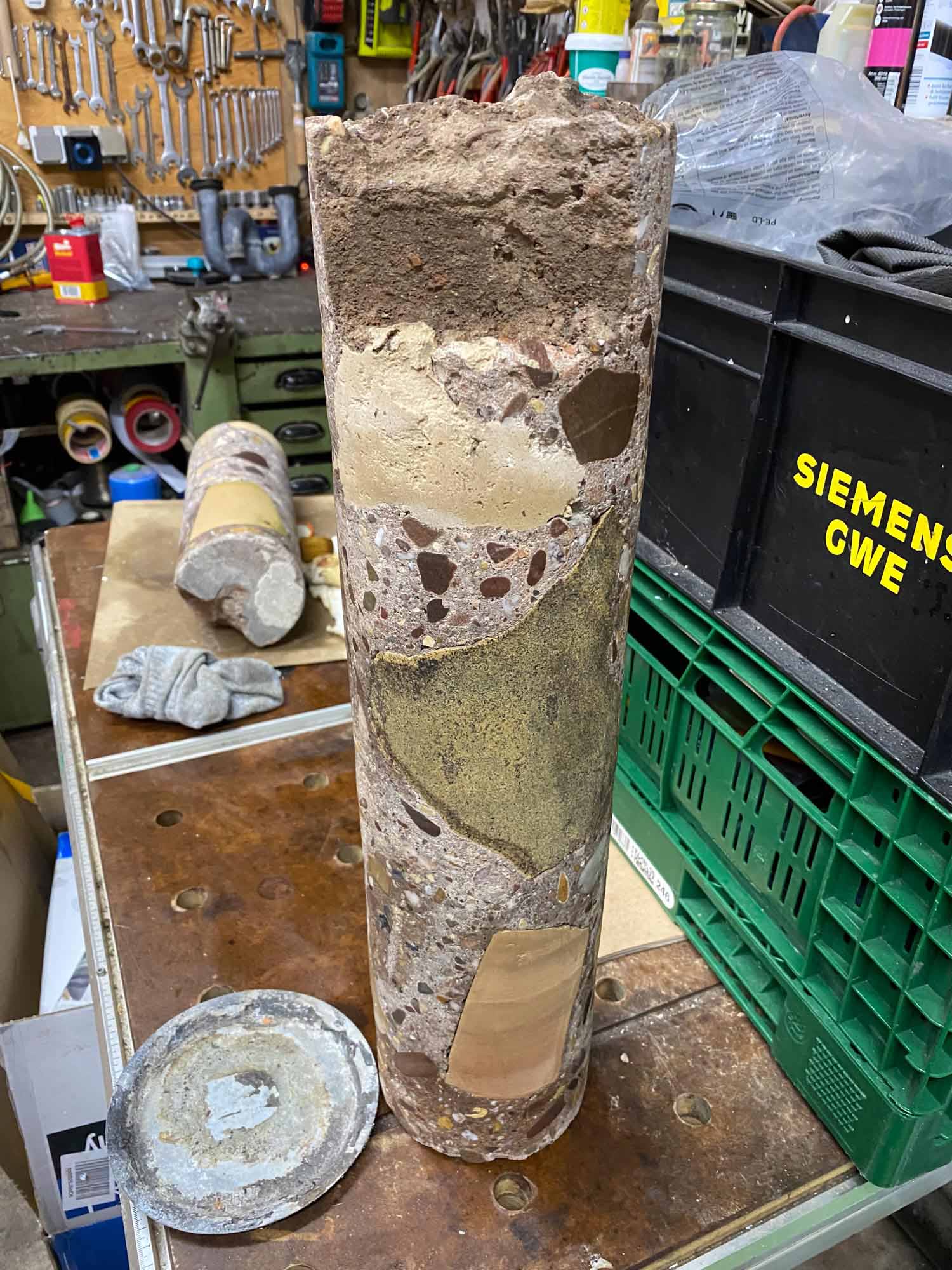 Beton aus Baustellen resten Bearbeitung