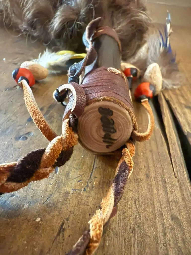 Ethno-Fliegenklatschen Detail